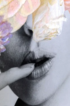 KARE Gerahmtes Bild Flower Lady Pastell 117x154cm