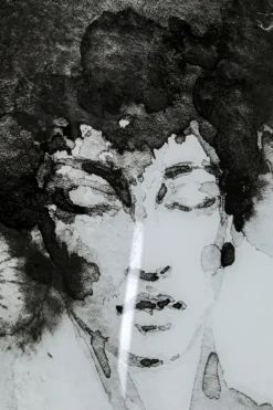 KARE Glasbild Smokey Hair 100x150cm