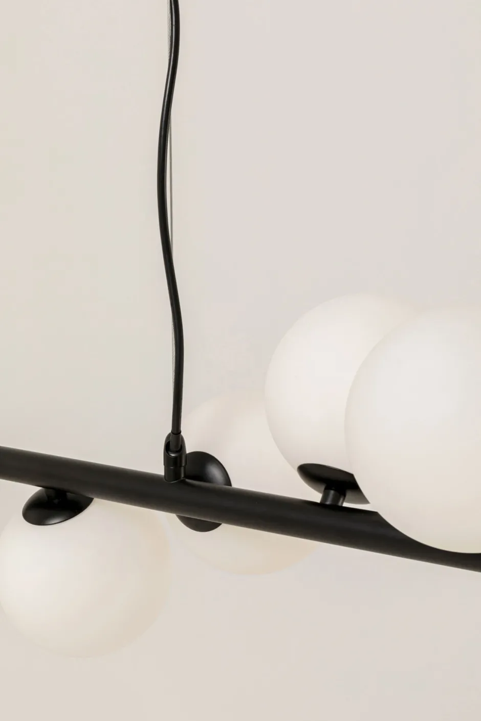 KARE Hängeleuchte Scala Balls Milky Schwarz 150cm