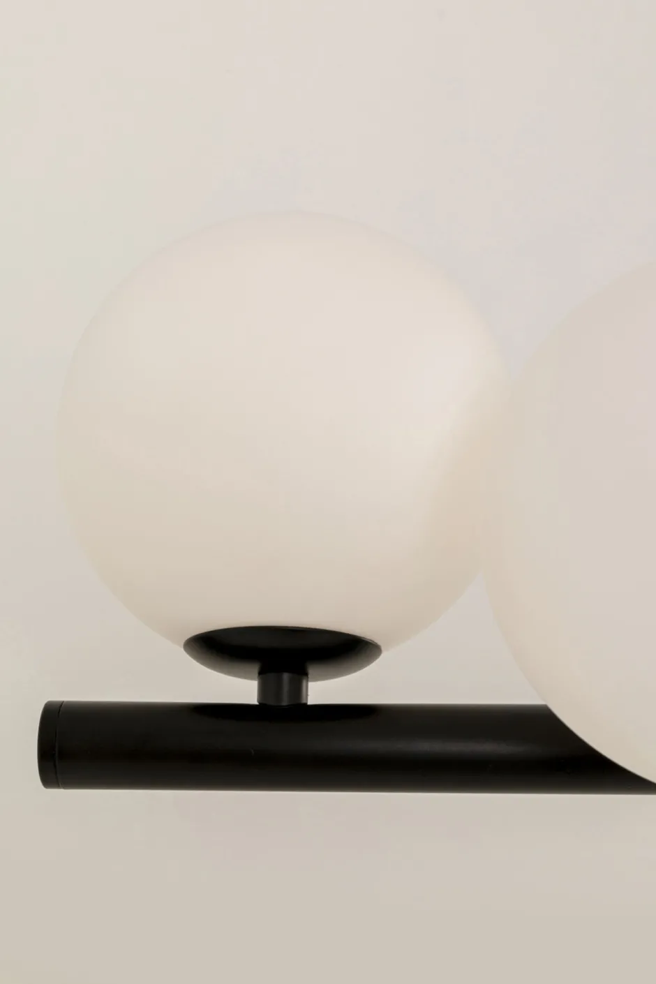 KARE Hängeleuchte Scala Balls Milky Schwarz 150cm