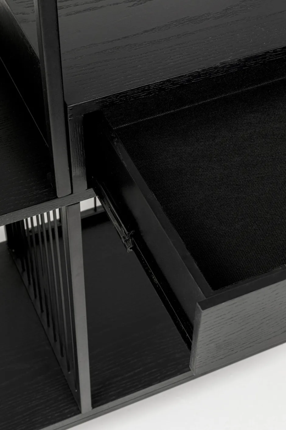 KARE Regal Bologna Schwarz 125x200cm