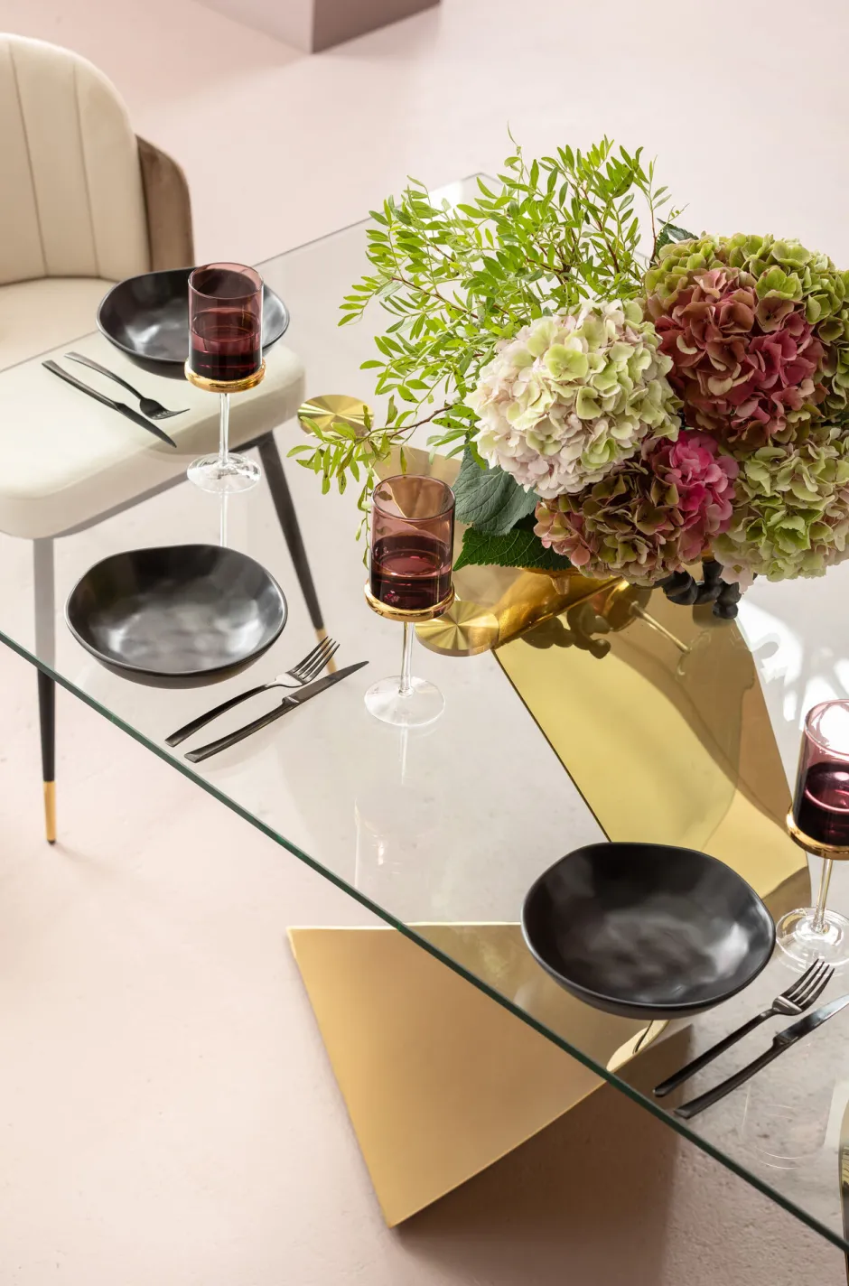 KARE Teller Tief Organic Black Ø22cm