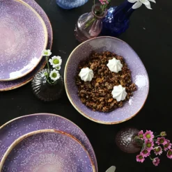 KARE Teller Tief Shirley Violett Ø21cm